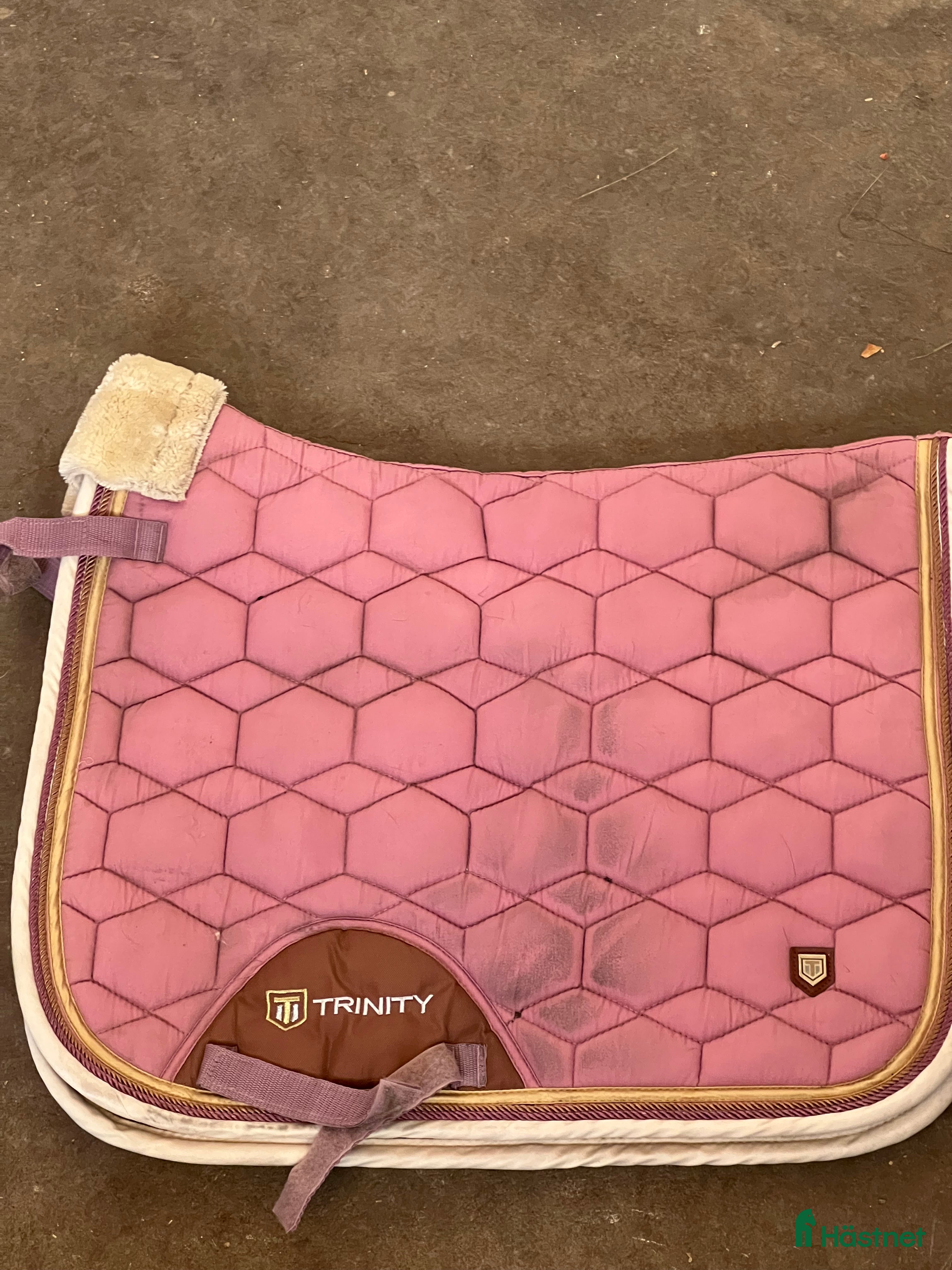 Schabrak & Vojlockar hästutrustning till salu: Rosa trinity schabrak  i Simlångsdalen - Annons 20