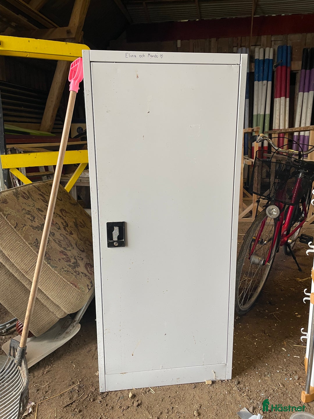 Övrig Hästutrustning hästutrustning till salu: Fint sadelskåp i Flyinge - Annons 1