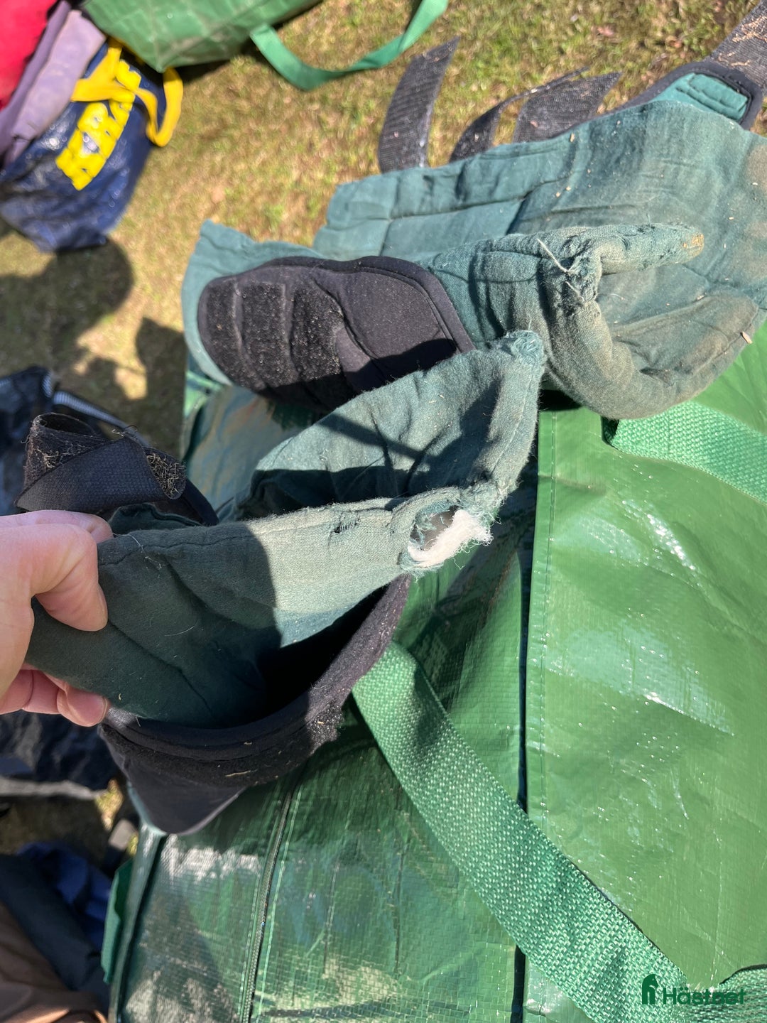 Övrig Hästutrustning hästutrustning till salu: Stallbandage, bogskydd och benpaddar i Kvicksund - Annons 3