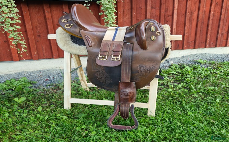 Sadlar hästutrustning till salu i Malmbäck - Annons 10