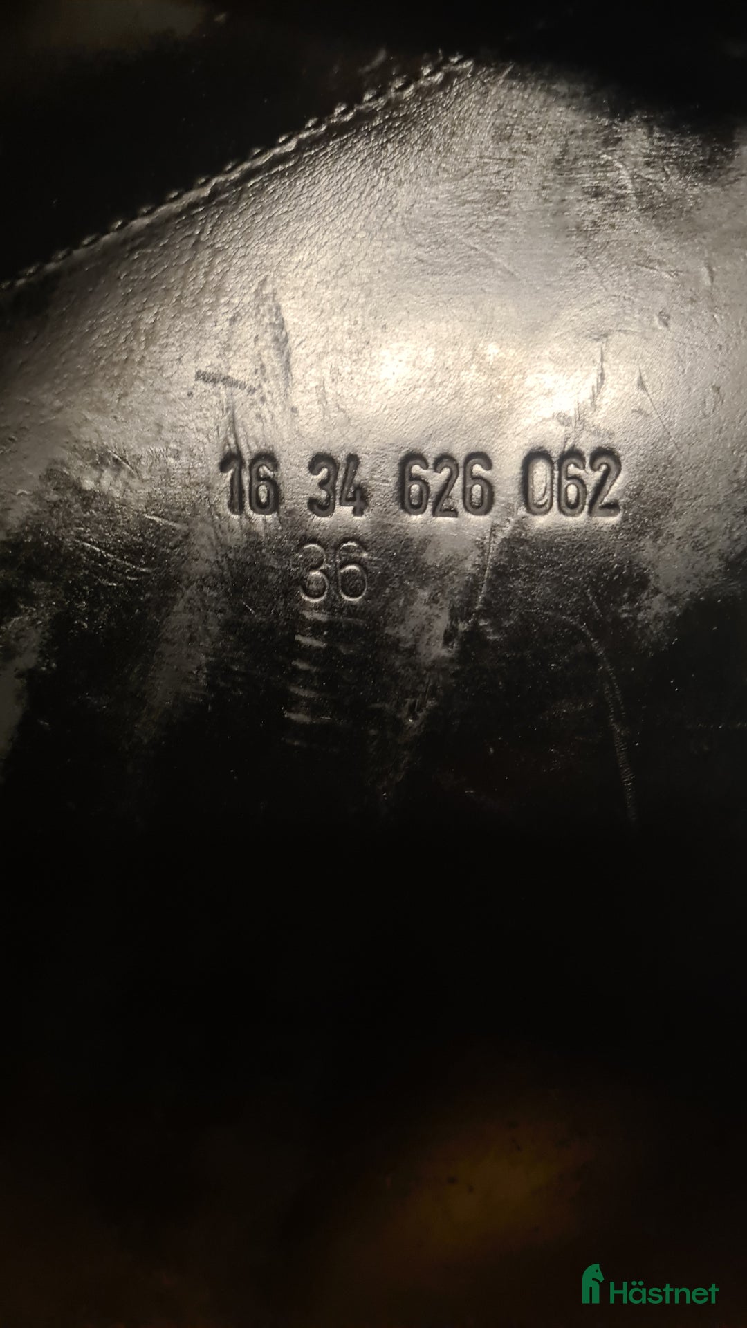 Sadlar hästutrustning till salu: Prestige Top Dressage i Hamneda - Annons 4