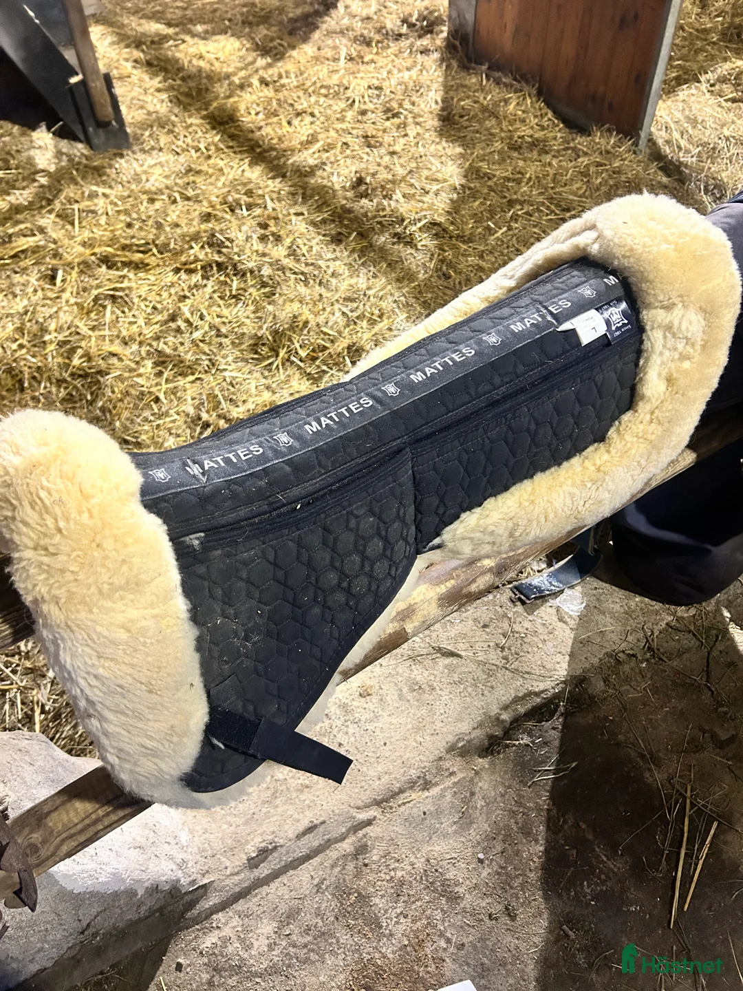 Sadeltillbehör hästutrustning till salu: Mattespadd L i Stenungsund - Annons 1