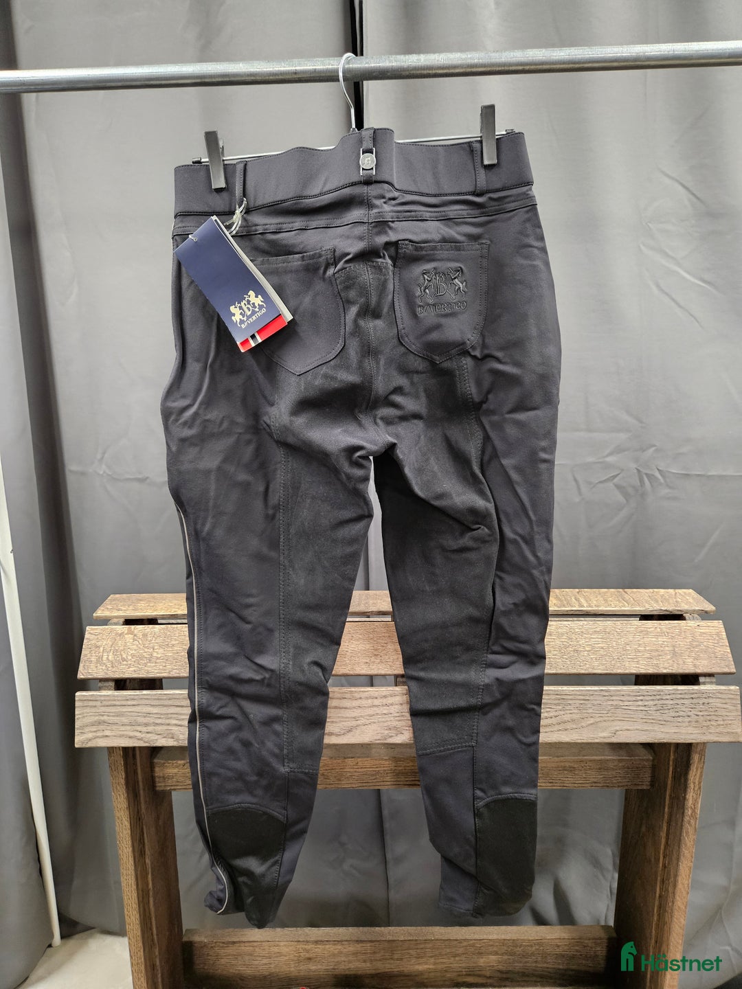 Ridbyxor ryttarutrustning till salu: Ridbyxa, 44, B Vertigo i Gällivare - Annons 2