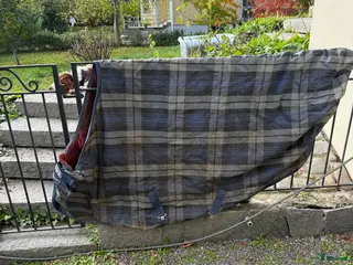 Täcken hästutrustning Bucas stalltäcken billigt i Bromma - Annons 3