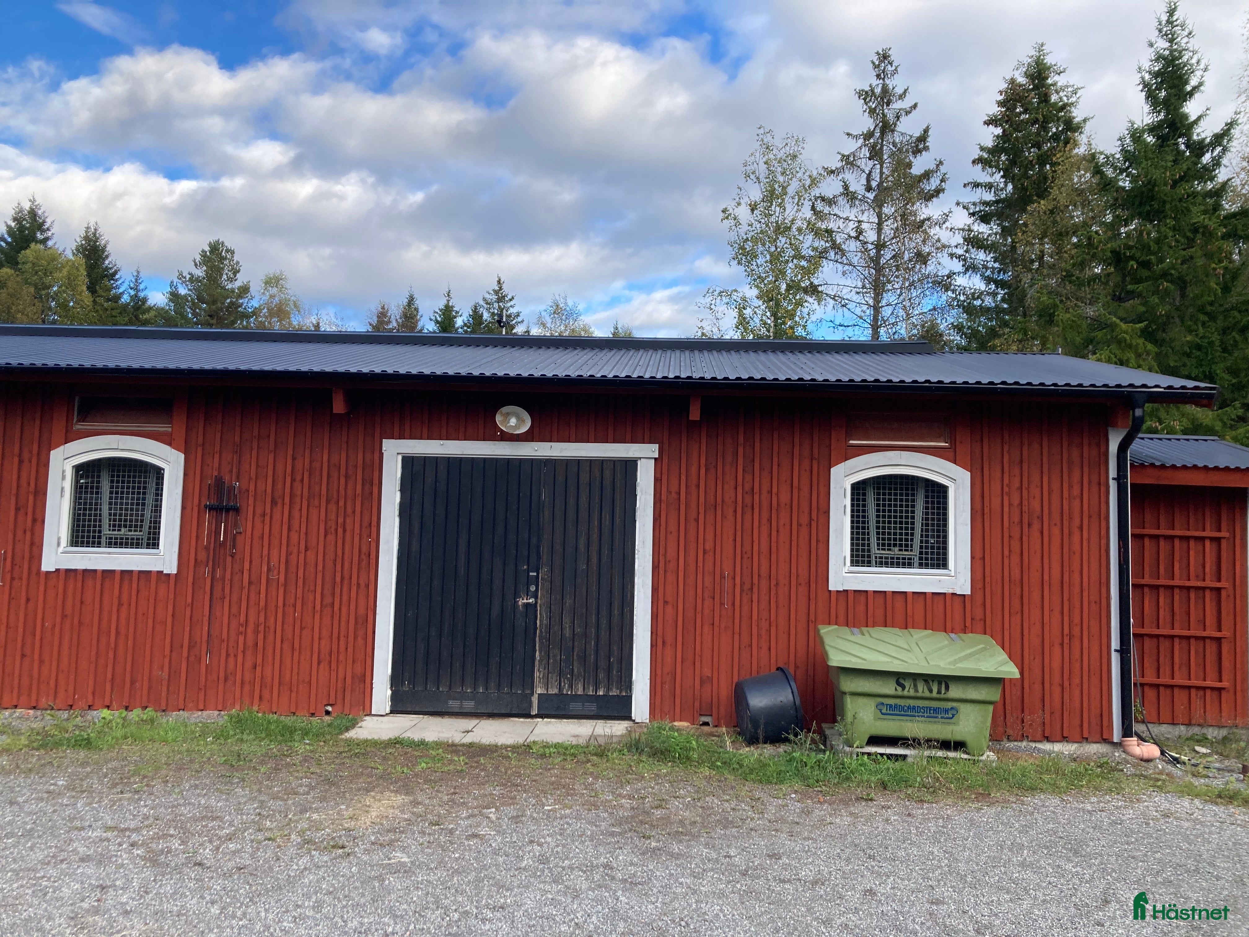  stallplats finnes: Stallplats i Åkersberga i Åkersberga - Annons 1