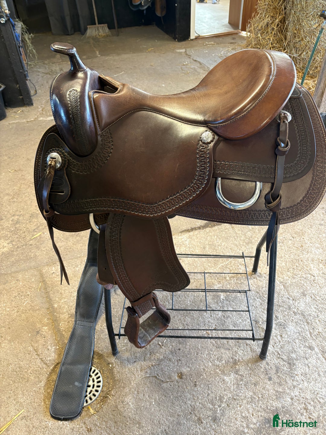 Sadlar hästutrustning till salu: Western sadel i Hässleholm - Annons 1