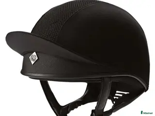 Hjälmar ryttarutrustning till salu: Fint skick!! Charles Owen hjälm - Annons 1