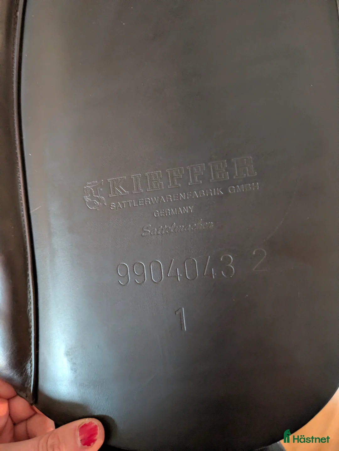 Sadlar hästutrustning till salu: Kieffer Champion – klassisk dressyrsadel i Knivsta - Annons 11