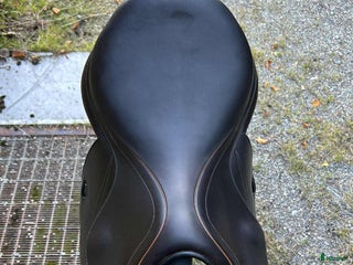 Sadlar hästutrustning till salu: Equipe Expression i Sundsvall - Annons 2