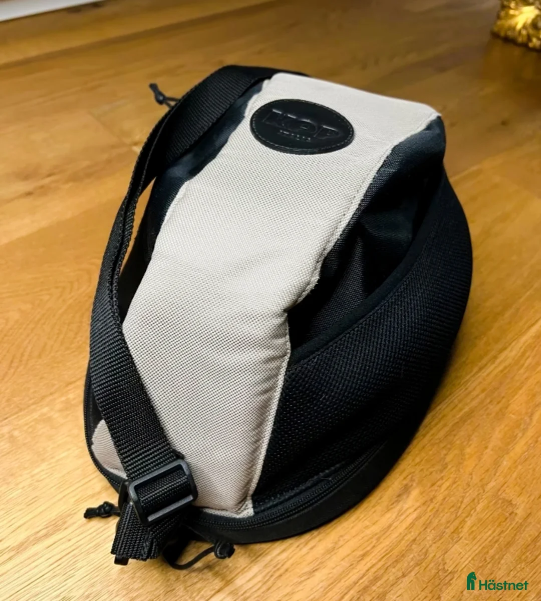 Hjälmar ryttarutrustning till salu: Kep Cromo 2.0 M i Rörbäcksnäs - Annons 5