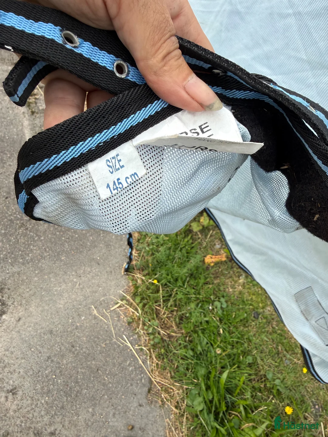 Täcken hästutrustning till salu: Flugtäcke - Annons 2