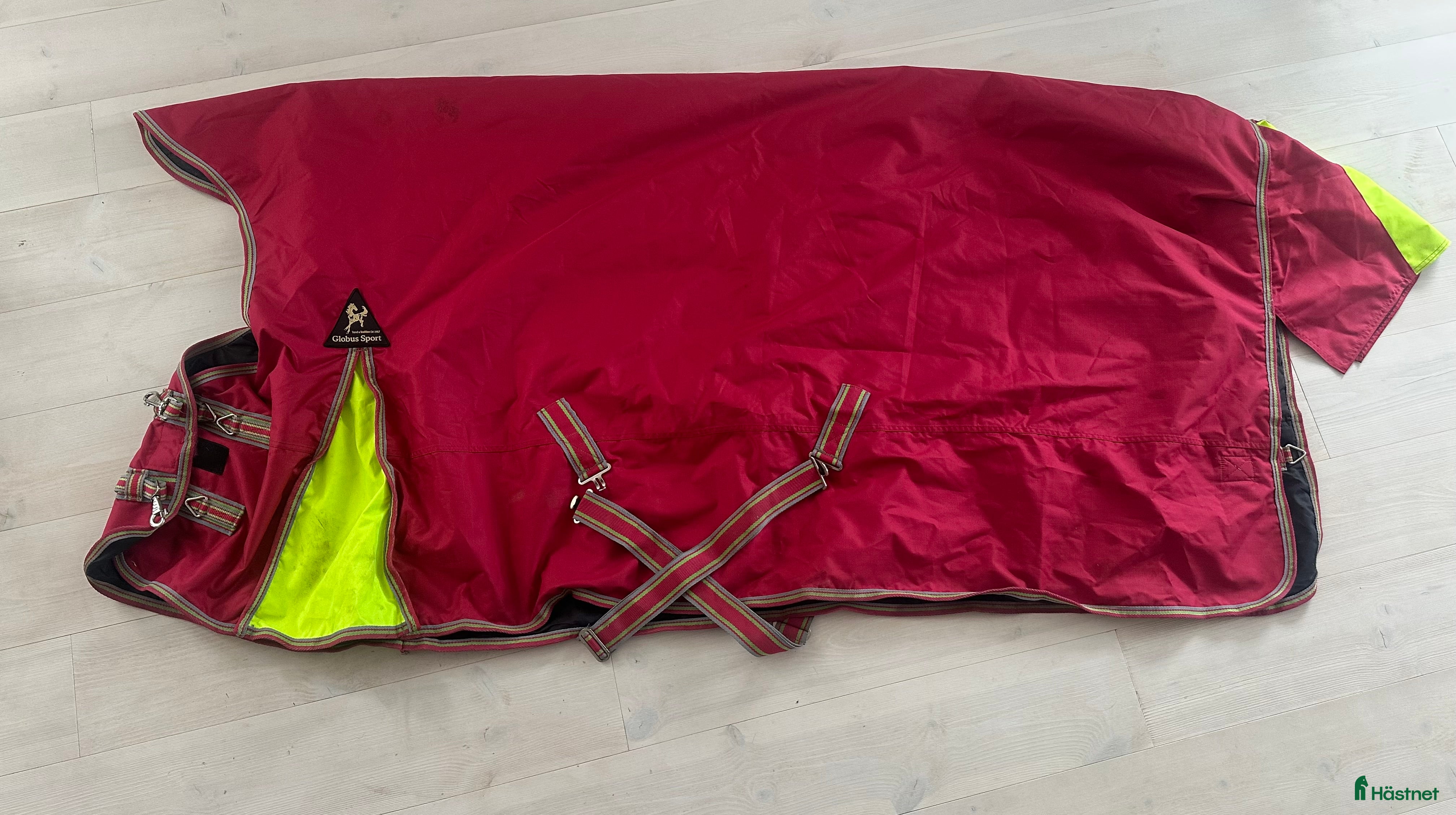 Täcken hästutrustning Vintertäcke 100g, 145cm  - Annons 4