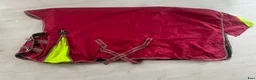 Täcken hästutrustning till salu: Vintertäcke 100g, 145cm  - Annons 1