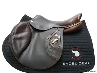 Sadlar hästutrustning till salu: CWD 2Gs 17,5" från 2020 i Upplands Väsby - Annons 1