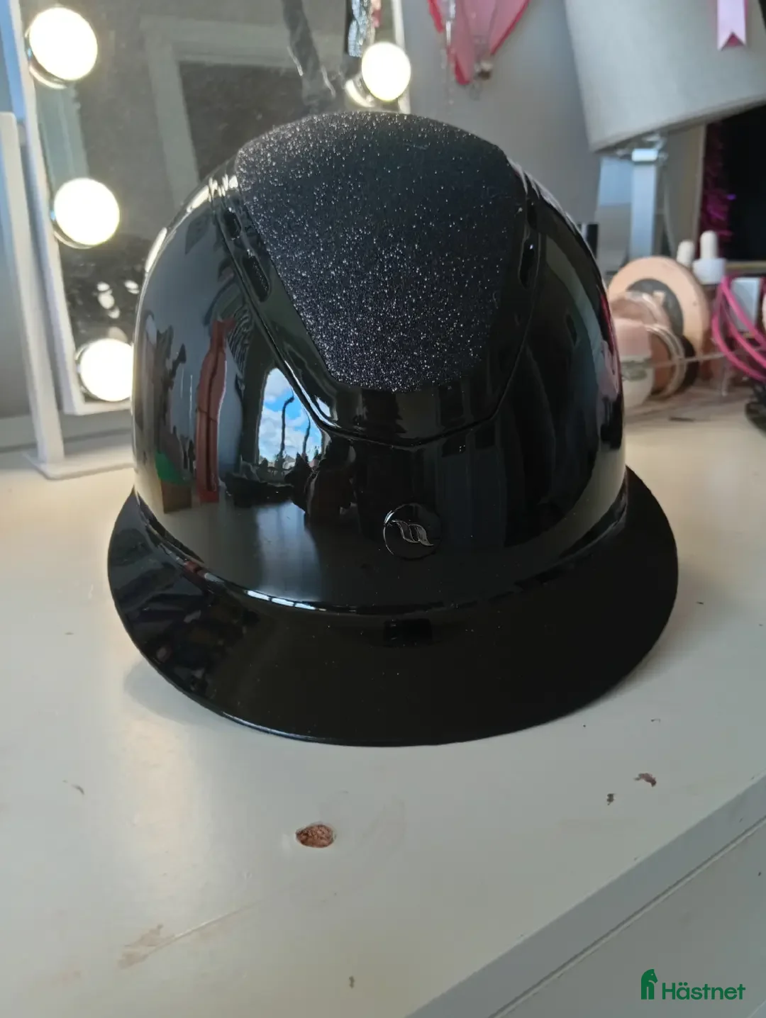 Hjälmar ryttarutrustning till salu: Helt ny hjälm! - Annons 5