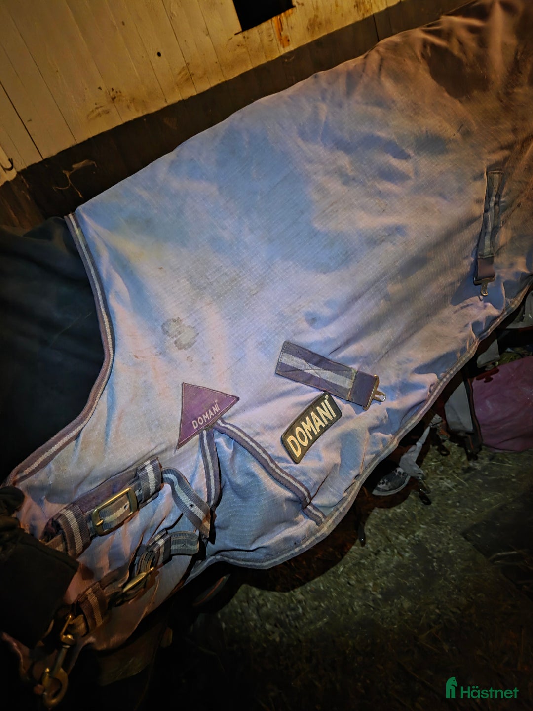 Täcken hästutrustning till salu: 3 utetäcken  i Johannishus - Annons 3