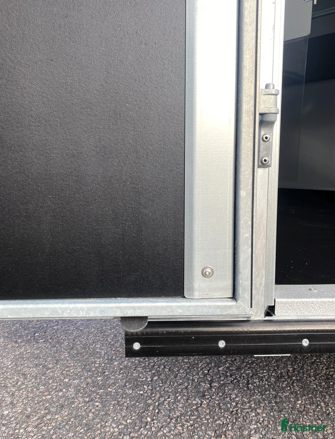 Hästtransporter  fordon & transport till salu: Diagonallastad Fautras Oblic+2 för 2 hästar i Kvicksund - Annons 15