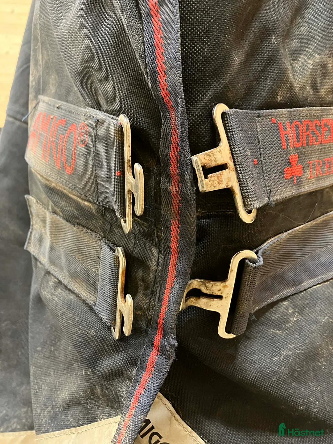 Täcken hästutrustning till salu: Amigo Bravo 12 XL 0g. Strl 6,6  i Bankeryd - Annons 4