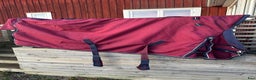 Täcken hästutrustning till salu: 50 grams regntäcke  i Glanshammar - Annons 1