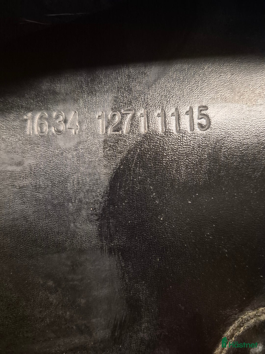 Sadlar hästutrustning till salu: Fin hopp sadel i Skåpafors - Annons 2