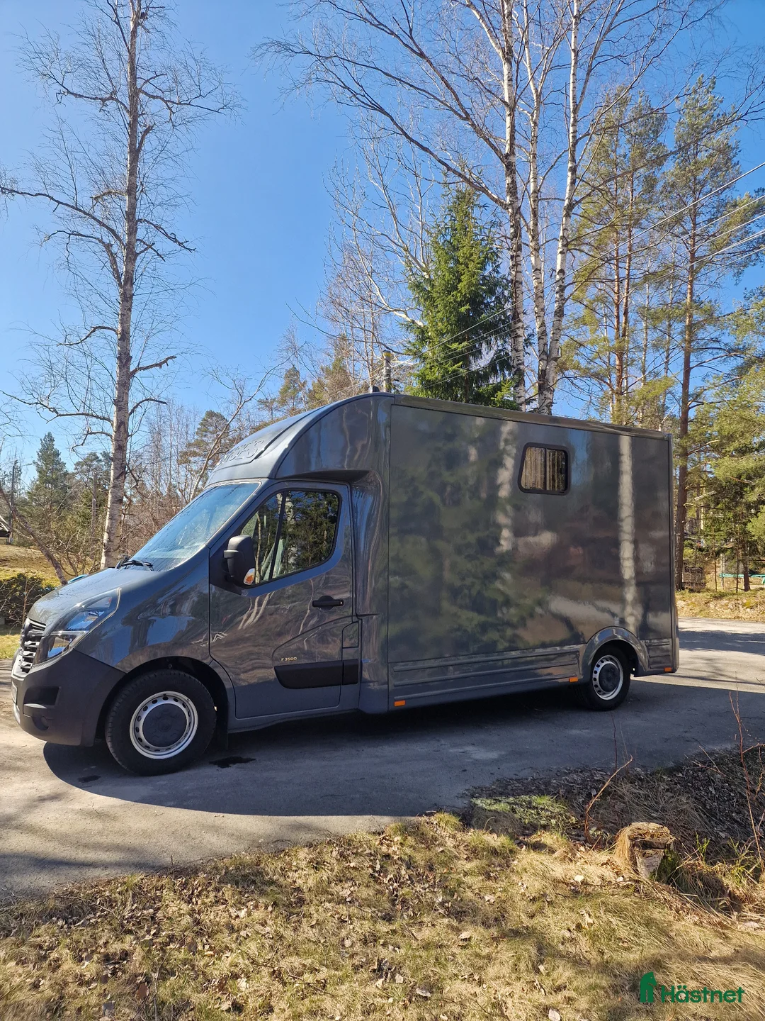 Hästlastbilar  fordon & transport till salu: 2021 Opel Stuteri 1477 Mil!! - Annons 2