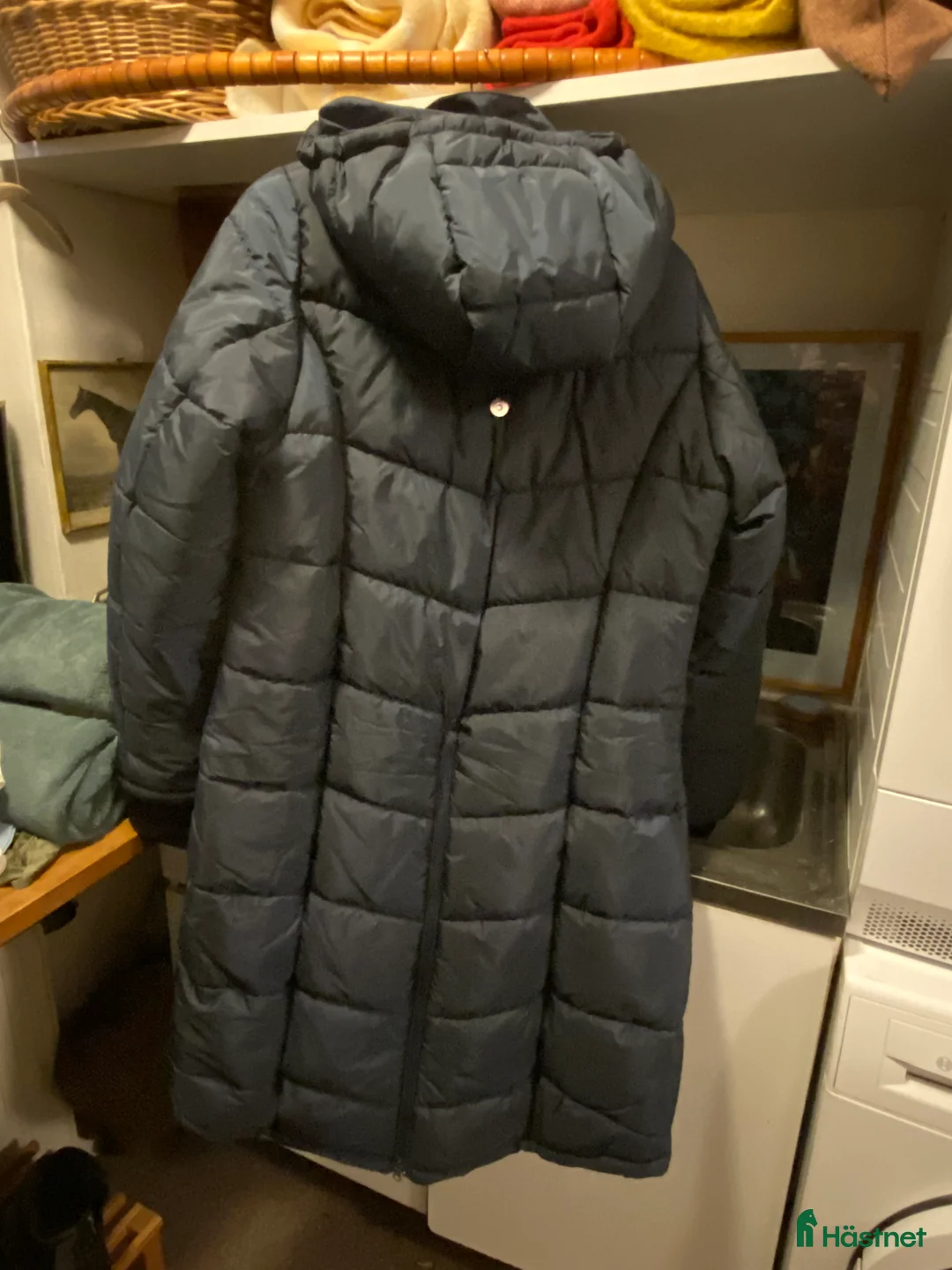 Jackor & Kavajer ryttarutrustning till salu: Prissänkt Gosiga vinterkappa  - Annons 2