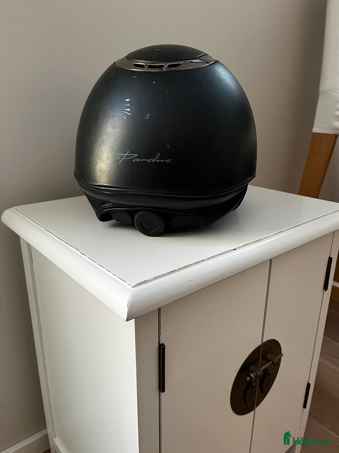 Hjälmar ryttarutrustning till salu: Back on track hjälm  i Västra Frölunda - Annons 2