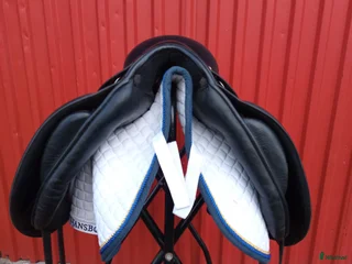 Sadlar hästutrustning till salu: En stübben Tristan i bra skick i Oxie - Annons 9