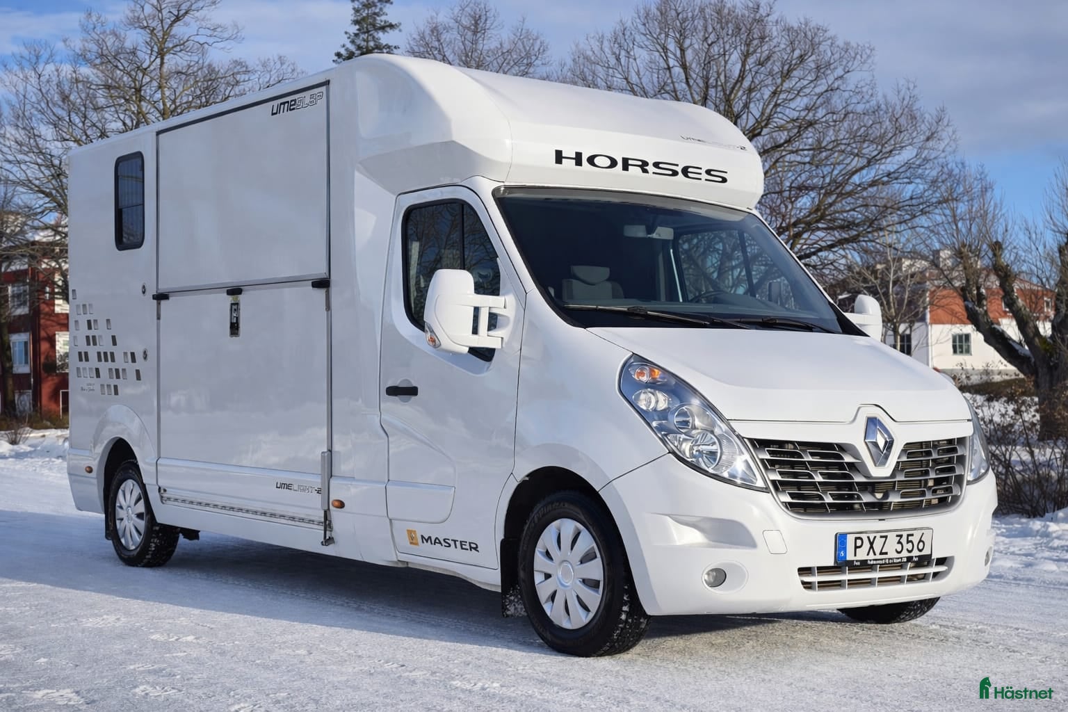 Hästlastbilar  fordon & transport till salu: Ume Light-2 ENDAST 5700mil - Annons 1