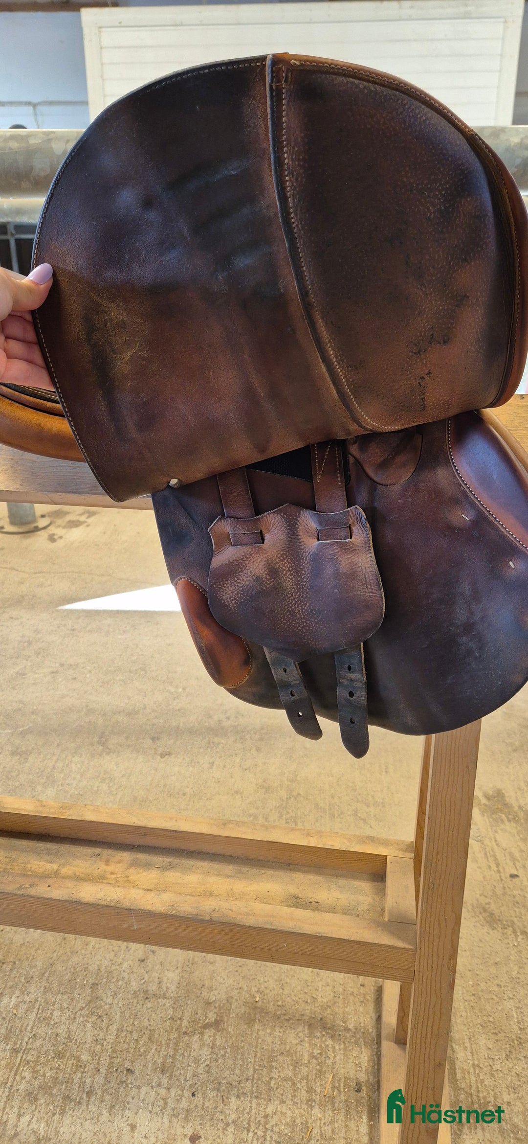 Sadlar hästutrustning till salu: Fin bute hoppsadel i Nyköping - Annons 6
