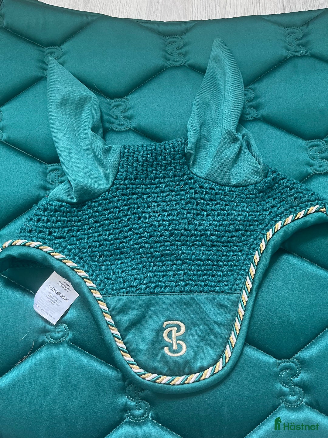 Schabrak & Vojlockar hästutrustning till salu: Ps of sweden huva i Kalv - Annons 1