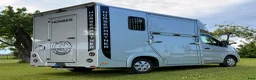 Hästlastbilar  fordon & transport till salu: Hästlastbil - Renault HORSEPARTNER VIGO - Annons 3