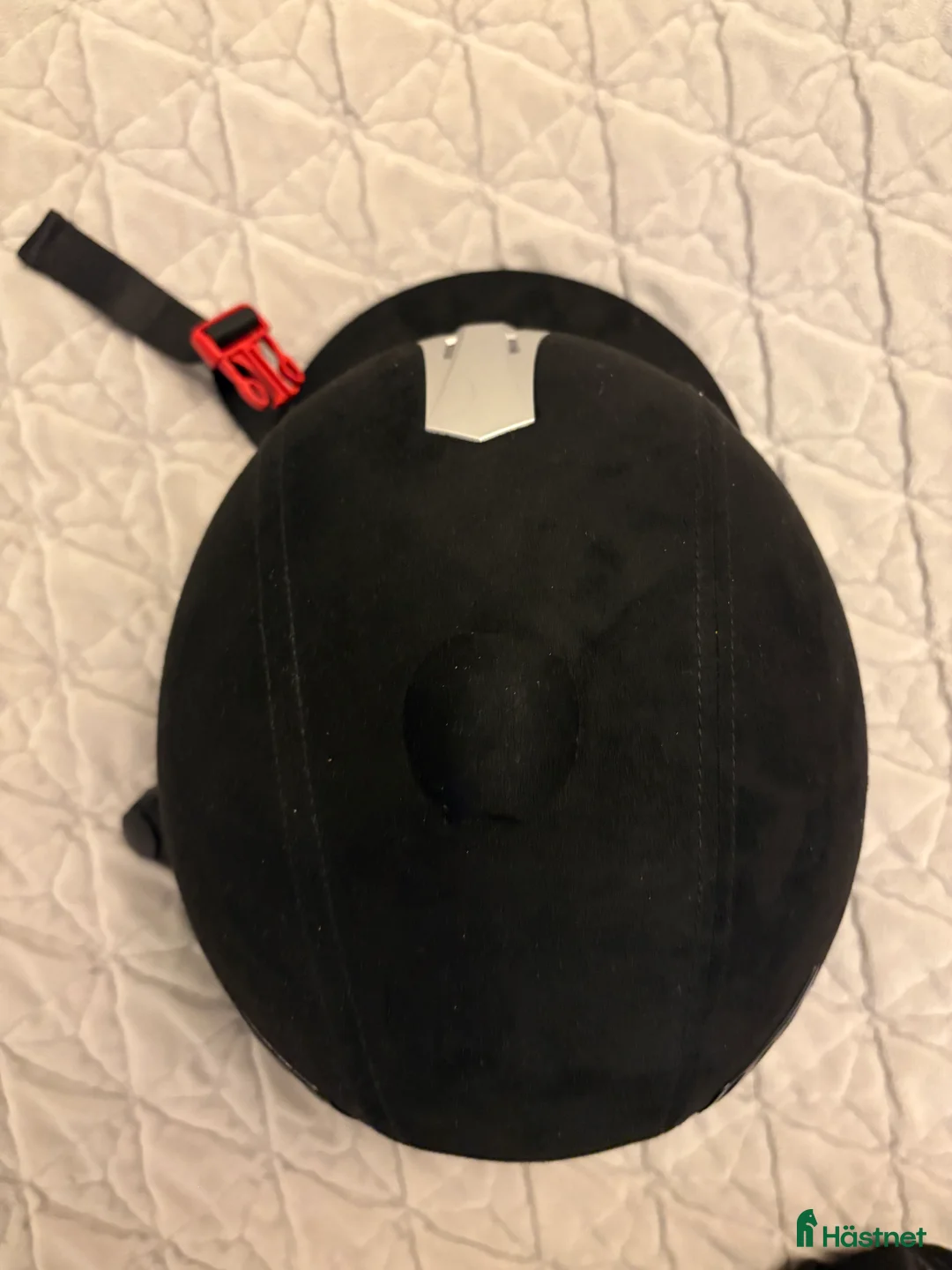 Hjälmar ryttarutrustning till salu: Klassisk hjälm från CRW i Stockholm - Annons 2