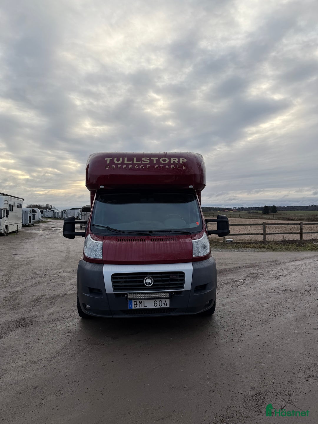 Hästlastbilar  fordon & transport till salu: Boj Hästlastbil med Bodel B-körkort  i Västerås - Annons 5