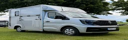 Hästlastbilar  fordon & transport till salu: Hästlastbil - Renault HORSEPARTNER VIGO - Annons 1