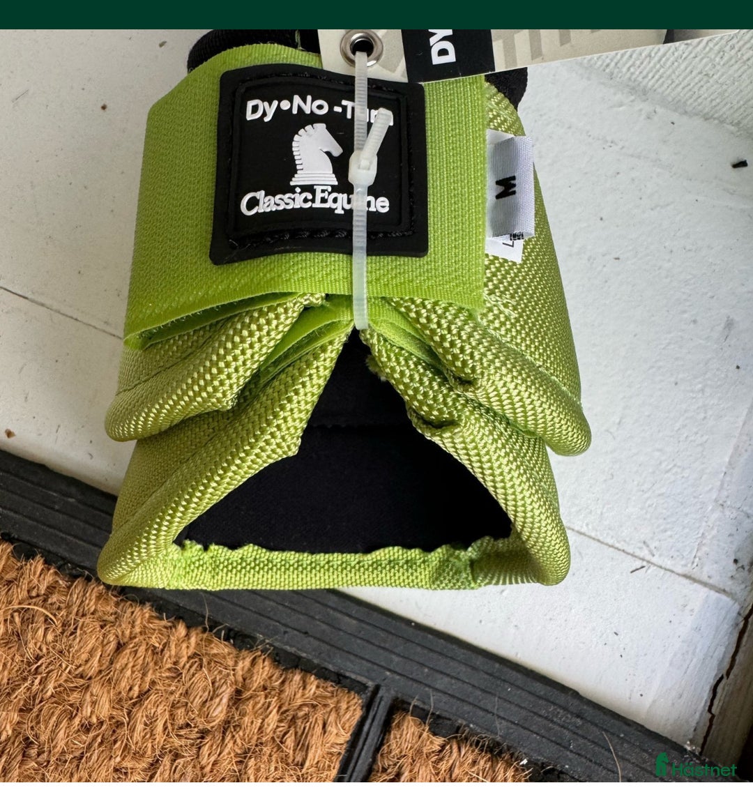 Benskydd hästutrustning till salu: Ett par gröna boots i strl M i Torsåker - Annons 2