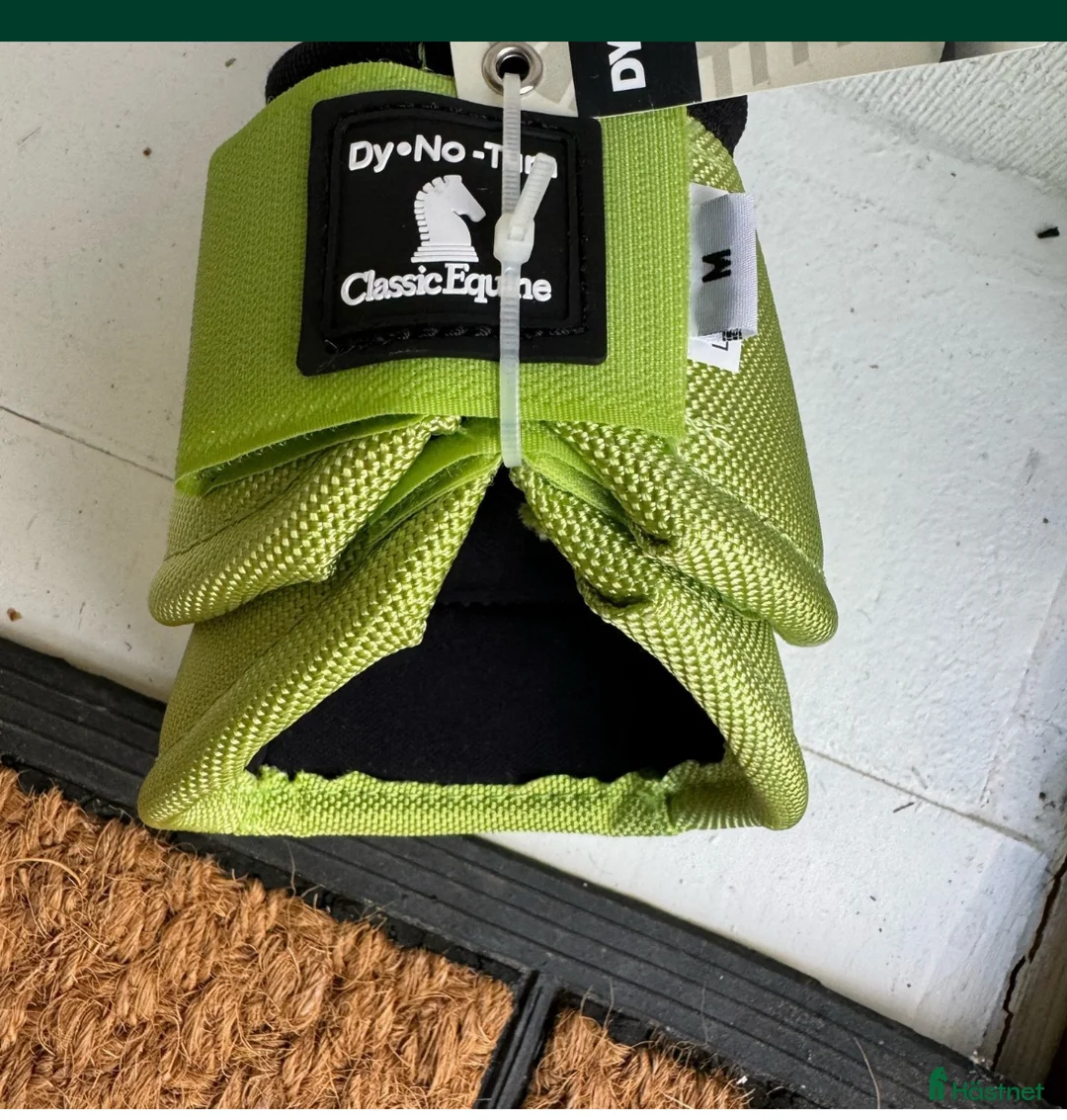 Benskydd hästutrustning till salu: Ett par gröna boots i strl M i Torsåker - Annons 2