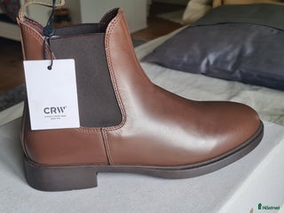 Ridstövlar ryttarutrustning till salu: Helt nya jodhpur 38 i Hörby - Annons 1