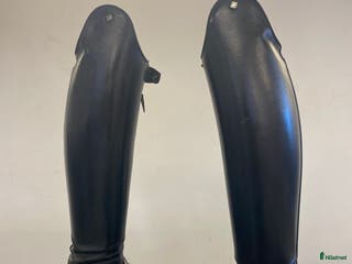 Ridstövlar ryttarutrustning till salu: Fina De Niro ridstövlar. i Hjärnarp - Annons 23