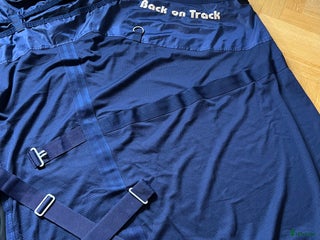 Täcken hästutrustning till salu: Back on track i Borås - Annons 2