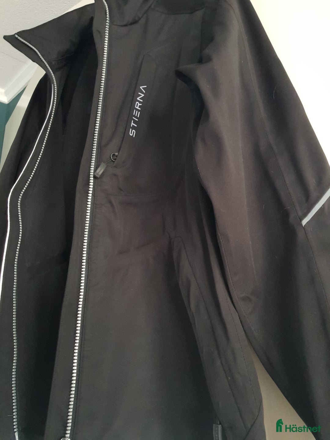 Jackor & Kavajer ryttarutrustning till salu: Stierna regnjacka S (XS)  i Söråker - Annons 3