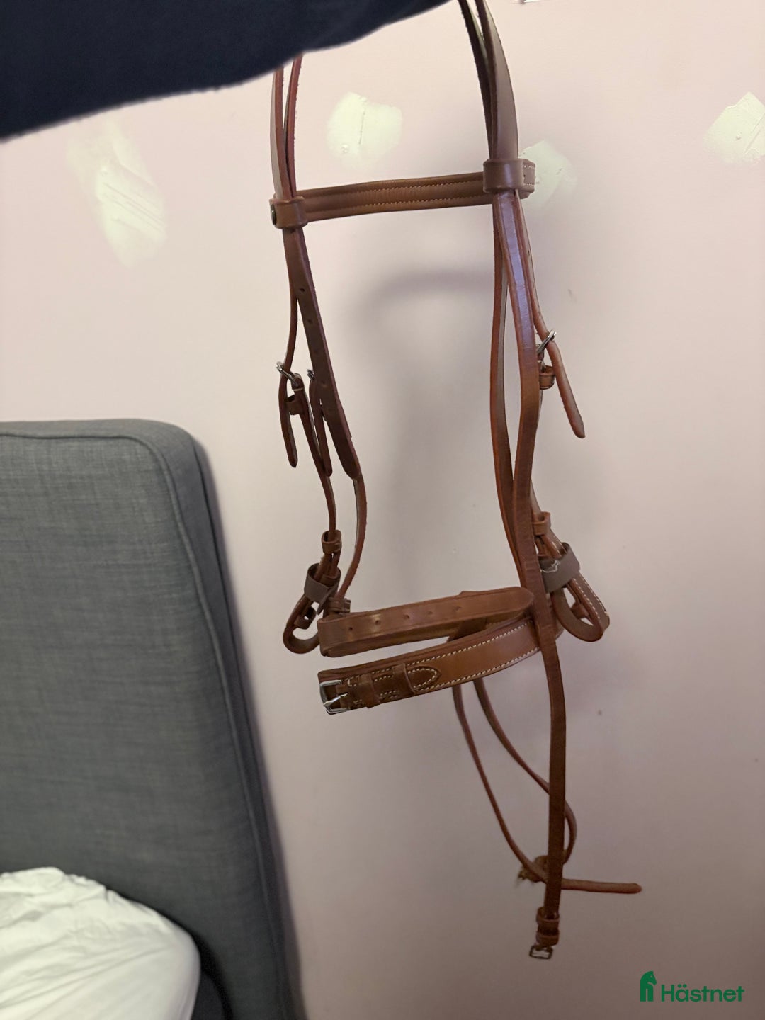 Träns hästutrustning till salu: Fina ovanvända Tärnsjöträns säljes i Norrtälje - Annons 4