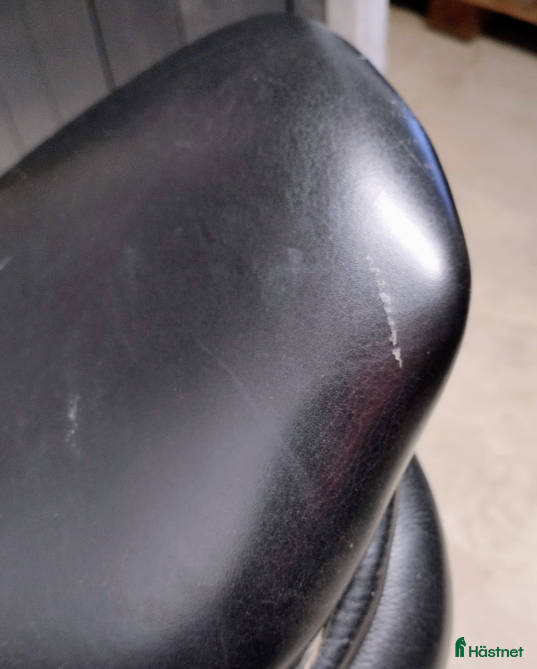 Sadlar hästutrustning till salu: Svart Fairfield flatback stl 17". - Annons 2