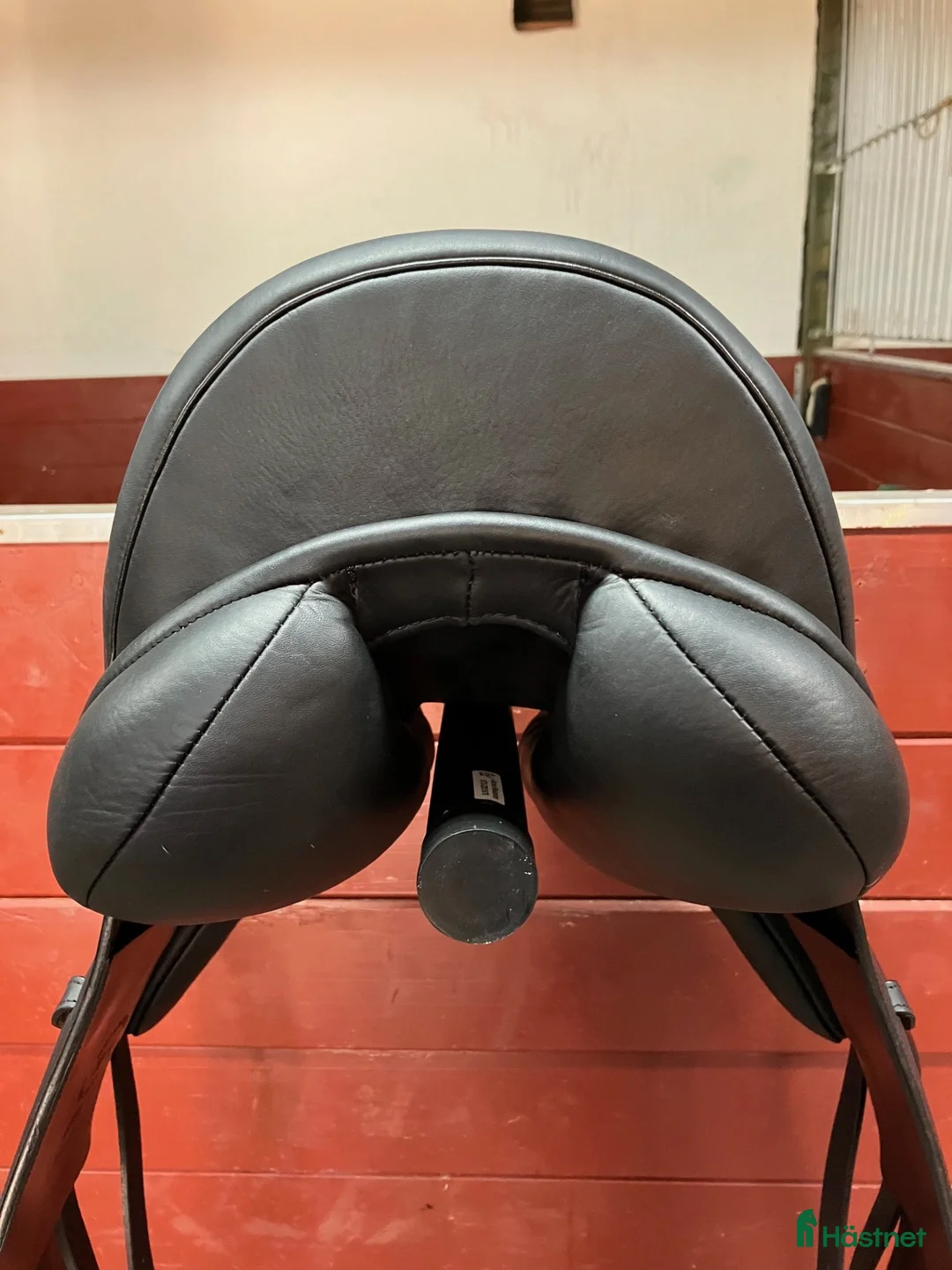 Sadlar hästutrustning till salu: Kemnevall DR Oakley, 17,5 tum i Sundsvall - Annons 2