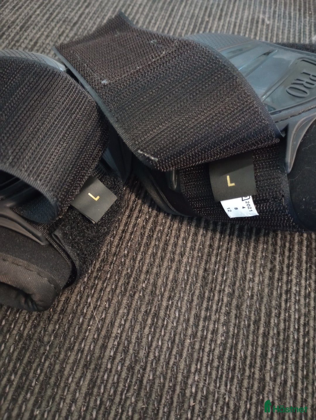 Benskydd hästutrustning till salu: Lamicell bakskydd i Tösse - Annons 2