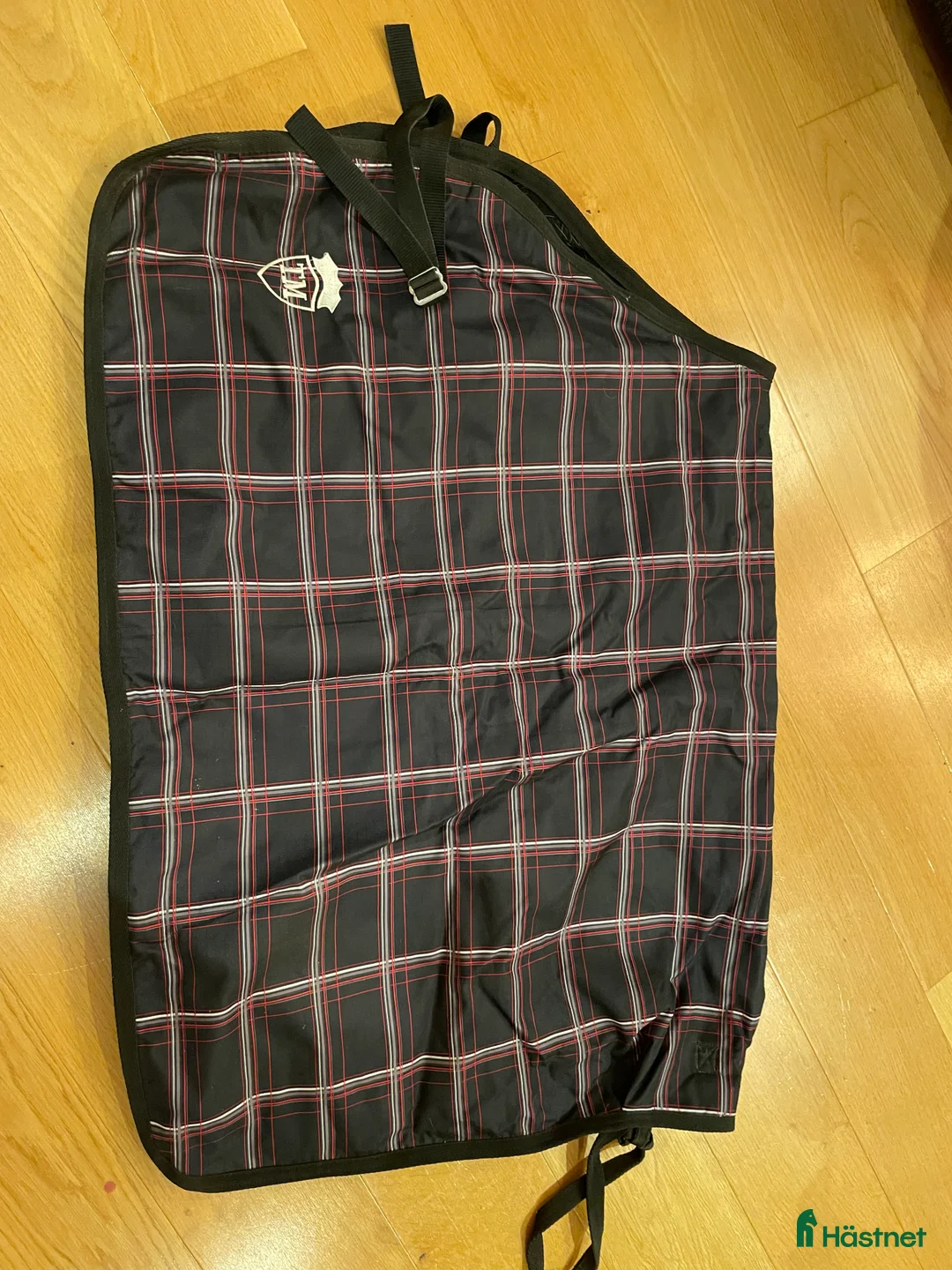 Täcken hästutrustning till salu: Ländtäcke - Annons 1