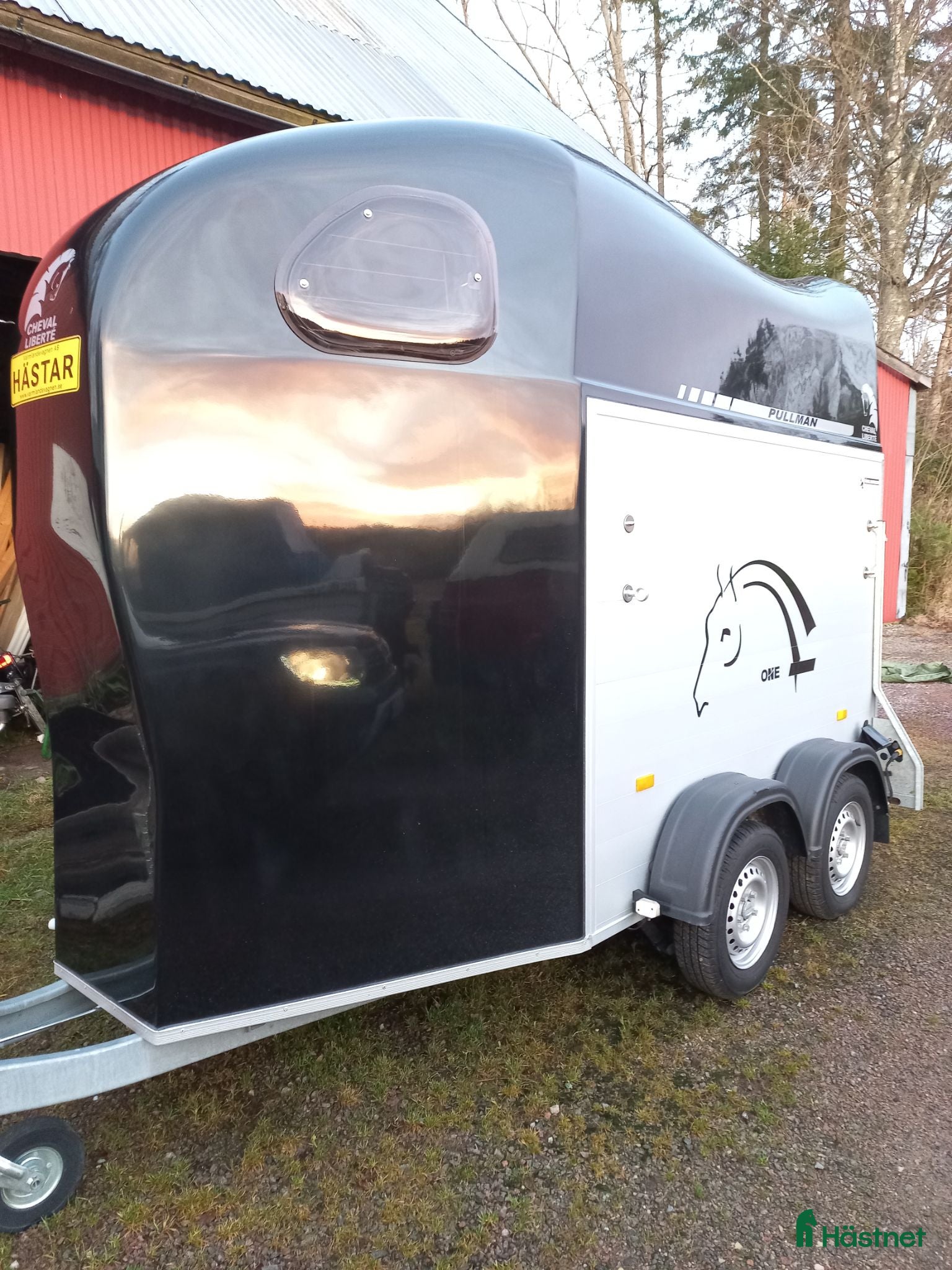 Hästtransporter  fordon & transport till salu: Cheval Liberte i nyskick säljes.  - Annons 1