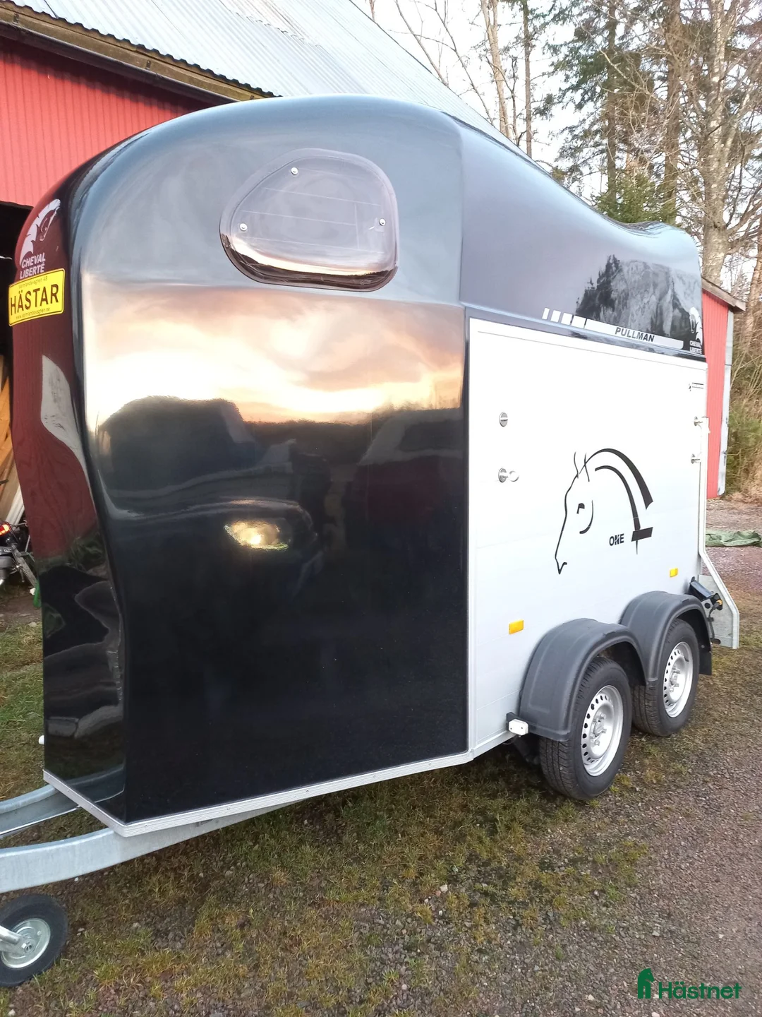 Hästtransporter  fordon & transport till salu: Cheval Liberte i nyskick säljes.  i Tösse - Annons 1