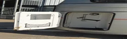 Hästtransporter  fordon & transport till salu: Böckmann Master 1300kg lastvikt - Annons 3