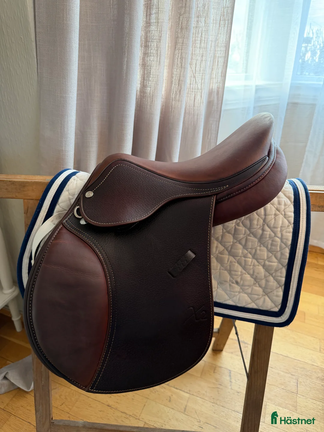 Sadlar hästutrustning till salu: Ergox2 Alpha ponny hoppsadel - Annons 1